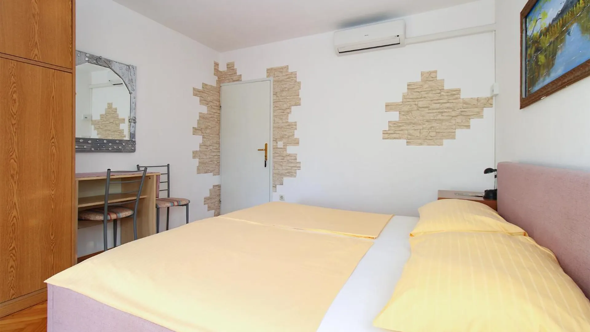 Apartments Marko 1265 Fazana 3*,  Croatia