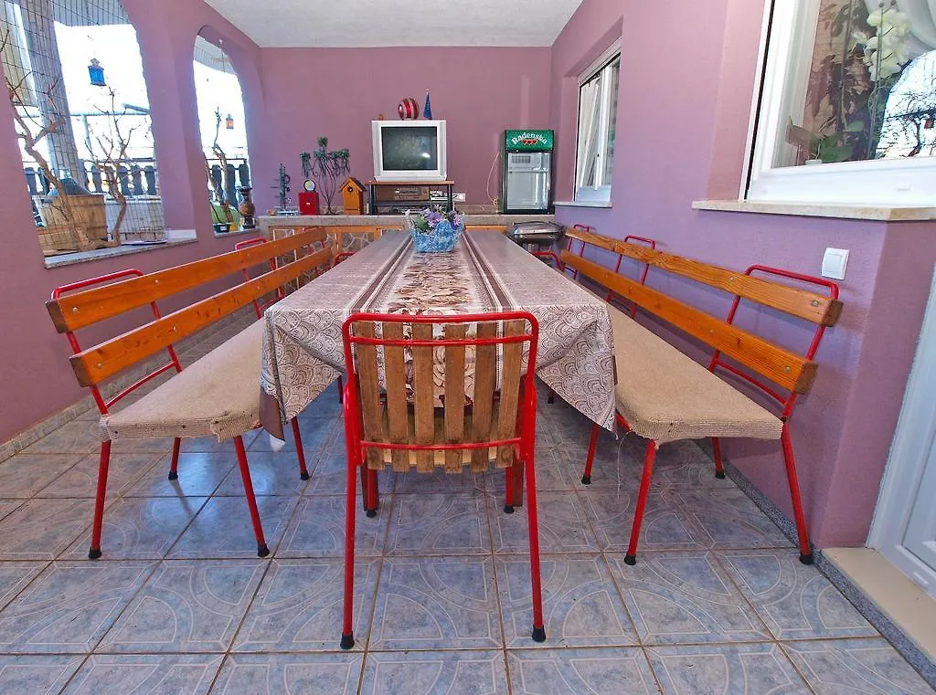 Guest house Apartments Marko 1265 Fazana
