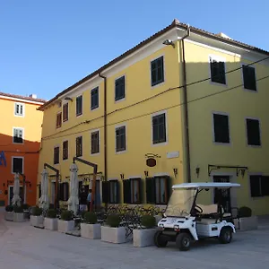 Hotel Phasiana
