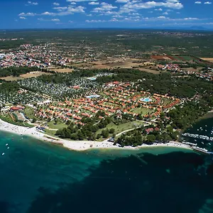 Happy Camp Mobile Homes In Centro Vacanze Bi Village *** Fažana